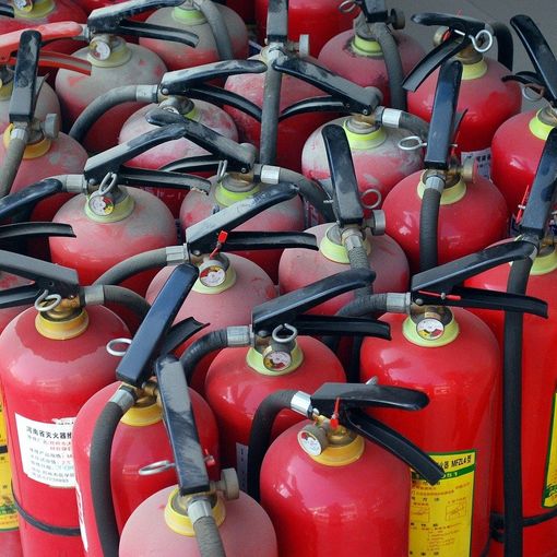 Estintori in azienda: obblighi, costi e manutenzione