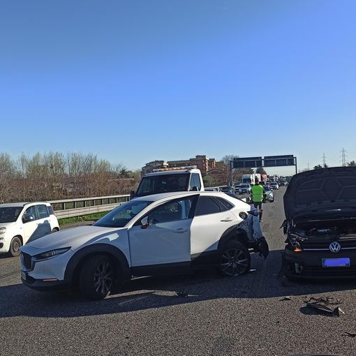 Incidente in tangenziale all'altezza di Collegno