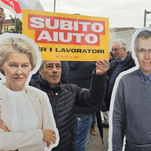 Manifestazione a sostegno dello stabilimento di Mirafiori