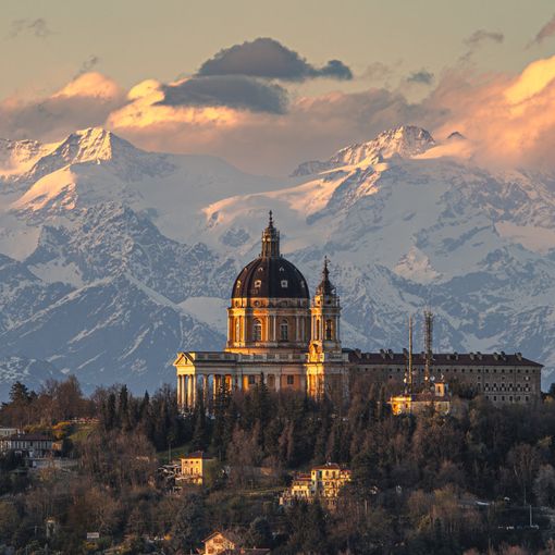 La Basilica di Superga al tramonto tra le dieci foto più belle al mondo
