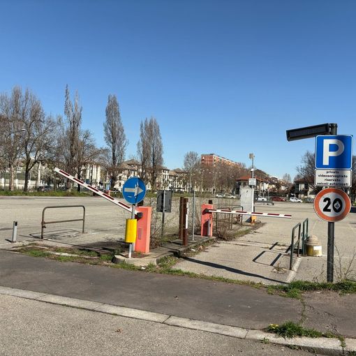 L'abbandono del Mirafiori Parking