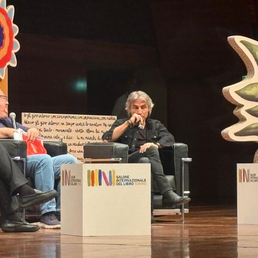 Luciano Ligabue ospite al Salone del libro 2025