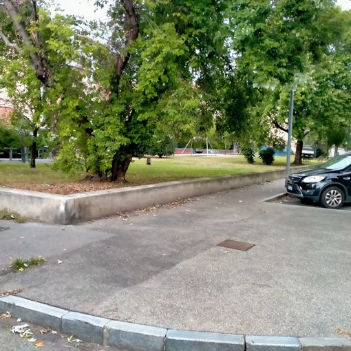 Riapre il giardino di via Monastir