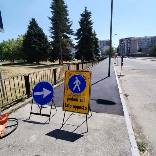 Nuovo volto ai marciapiedi del parco Di Vittorio Nuovo volto ai marciapiedi del parco Di Vittorio