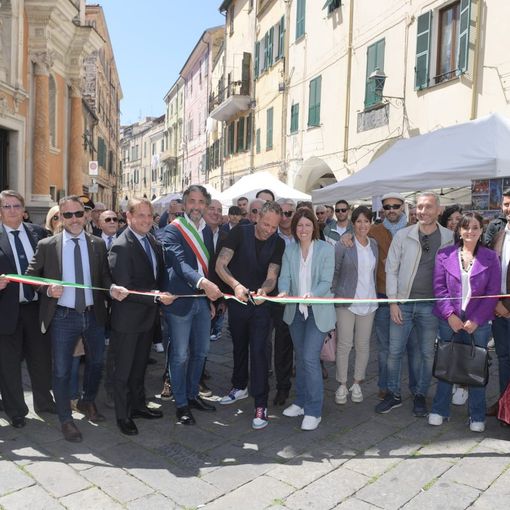 Successo di pubblico per evento all'aperto