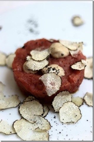 Le ricette di Chef Zizzo: carne cruda di vitello piemontese battuta al coltello