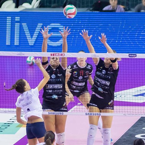 Il Barricalla Cus Torino Volley sconfitto 3 a 0 a Perugia