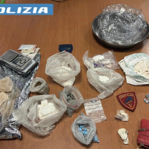 Spaccio, oltre un chilo e 200 grammi di stupefacenti sequestrati a Torino nei primi giorni di agosto