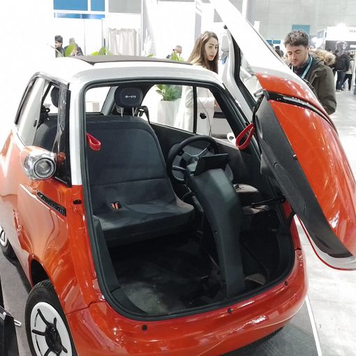 Automotive, aerospazio e muletti intelligenti: il futuro si mette in mostra all'Oval