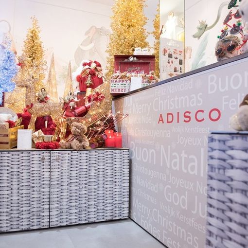Torna il negozio di Natale Adisco in via Lagrange
