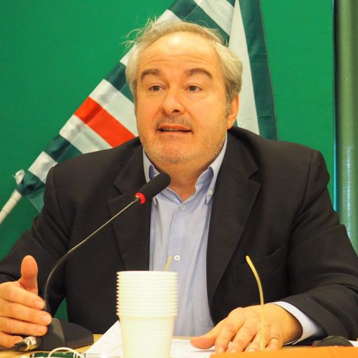 Alessio Ferraris mentre parla a un convegno
