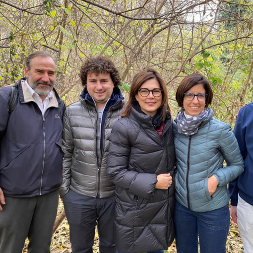 l'assessore Laura Pompeo e l'apiario di Moncalieri