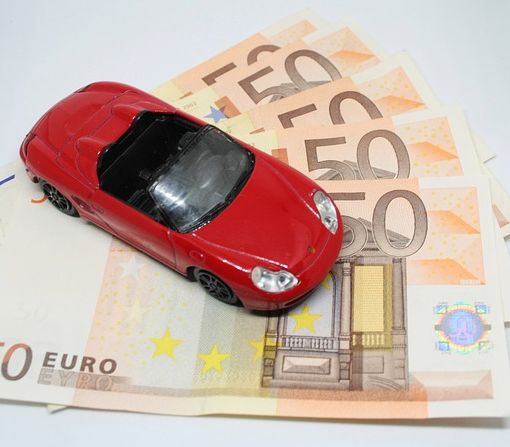 Assicurazione auto: impossibile guidare senza!