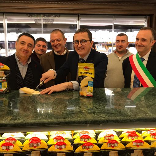 Biraghi e Coldiretti Sardegna, la collaborazione continua: presentato il nuovo &quot;pecorino da tavola etico solidale&quot; [VIDEO]