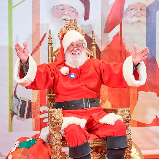 Mondojuve cerca l'aiutante di Babbo Natale: 2000 euro per 11 giorni di lavoro