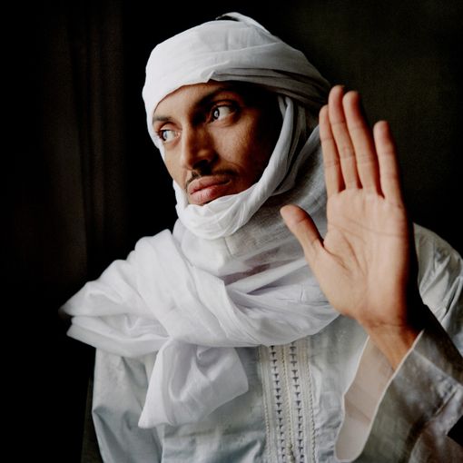 Il Covid blocca la tournée di Bombino, al FolkClub suonerà Beppe Gambetta