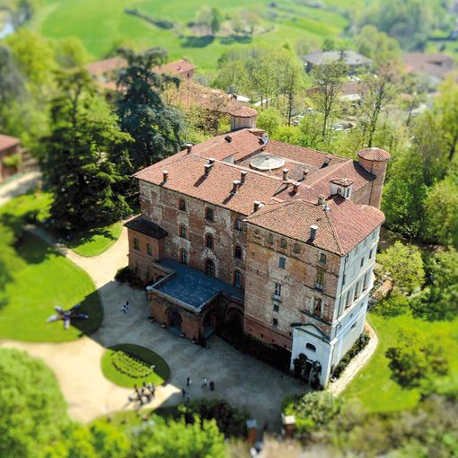 &quot;Carte in dimora&quot;: aprono archivi e biblioteche private delle dimore storiche ADSI