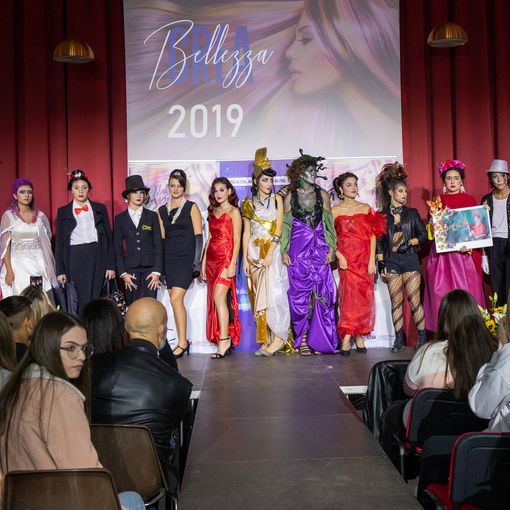 Il talent tocca anche il mondo della bellezza: ecco le migliori squadre di truccatori, estetiste e acconciatori [FOTO]