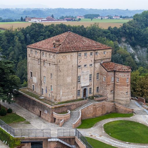 Banca Alpi Marittime a sostegno di Torino e Loano colpite dal Covid-19