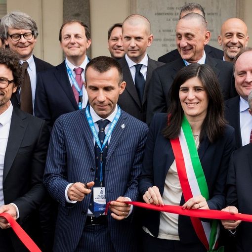 Parco Valentino, inizia la festa delle quattro ruote che sorride all'auto elettrica
