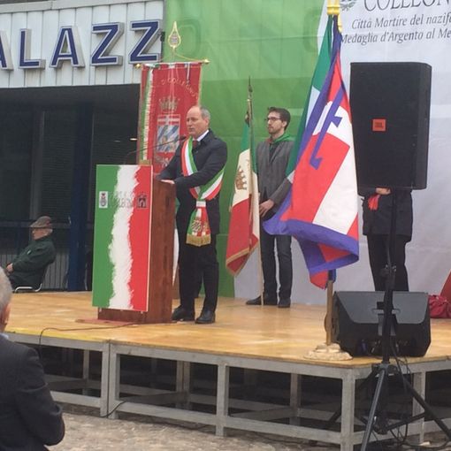 A Collegno il 25 aprile si commemora ricordando la storia e i suoi caduti: &quot;Il fascismo è un crimine&quot; [FOTO]