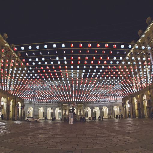 Da domani Torino si accende con le Luci d'Artista: ecco dove vederle