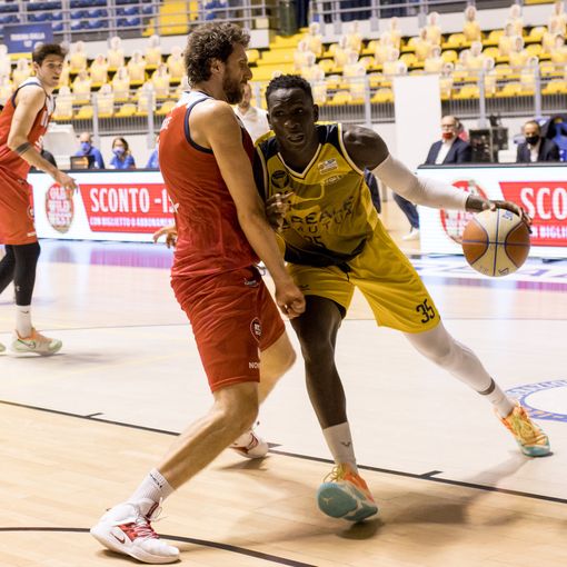 La Reale Mutua Basket Torino a Milano per confermare il buon momento di forma