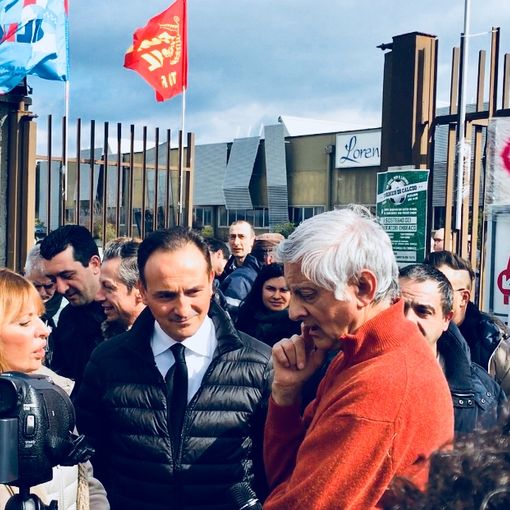 Embraco: gli eurodeputati Mussolini e Cirio stamattina davanti allo stabilimento