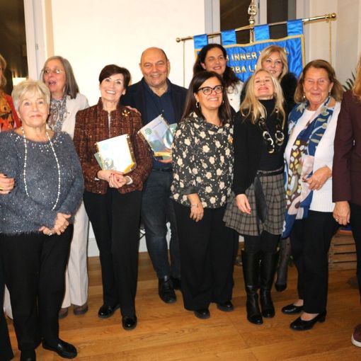Erba (CO): l’eleganza e la tradizione nel fascino del Natale con la torinese Barbara Ronchi della Rocca