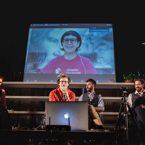 Il teatro italiano dall'essenziale all'universale: così Torino e Tokyo ora parlano la stessa lingua (a gesti)