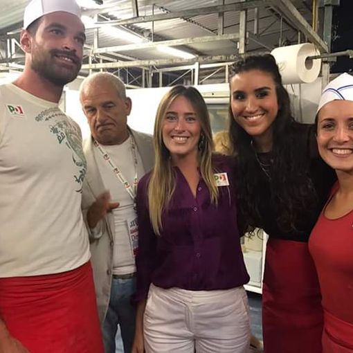 Boschi a Torino per la Festa del Pd: un esercito di selfie