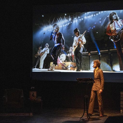 Il Teatro della Caduta sposa lo streaming: stasera il sogno di Stevie Wonder ragazzo