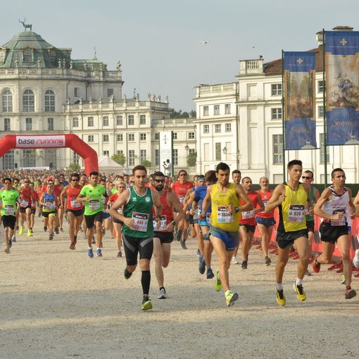 Oggi a Stupinigi si corre la terza tappa della Maratona Reale