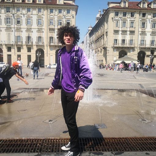 Da XFactor all'Eurovillage, Fellow: &quot;Stanotte non ho dormito per l'ansia&quot; [VIDEO]