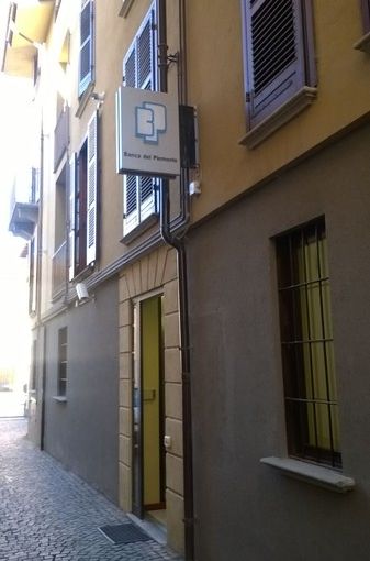Banca del Piemonte, prosegue l'accentramento verso la sede di Torino: chiude la filiale di Busca