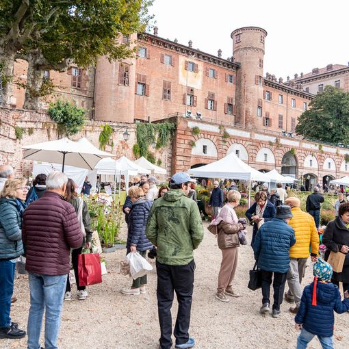 Orti e fiori in mostra al castello di Moncalieri con &quot;fiorile&quot;