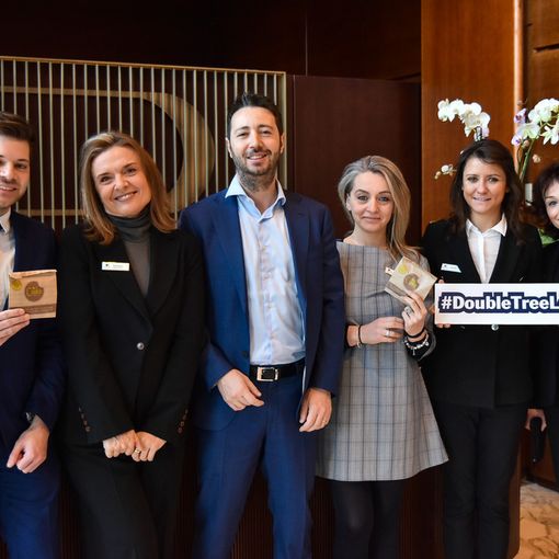 Turismo, l'unico Hilton di Torino festeggia l'ospite numero 45mila nel primo anno di attività (FOTO)