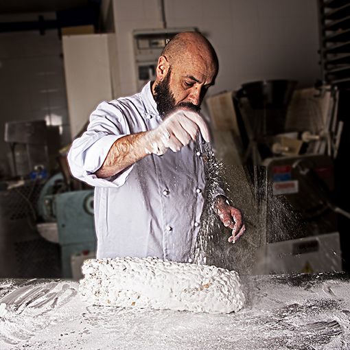 Fior di torrone - a flower for a bee: Il nuovo progetto della pasticceria Scalenghe