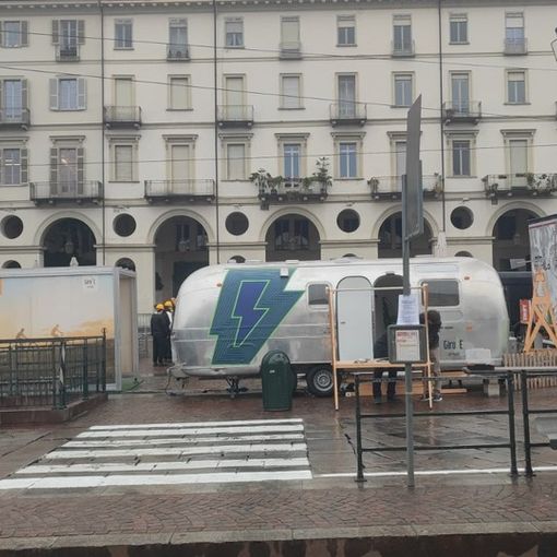 Da questa mattina sono in corso di allestimento le strutture che ospiteranno l’arrivo della tappa inaugurale che partirà da Venaria Reale