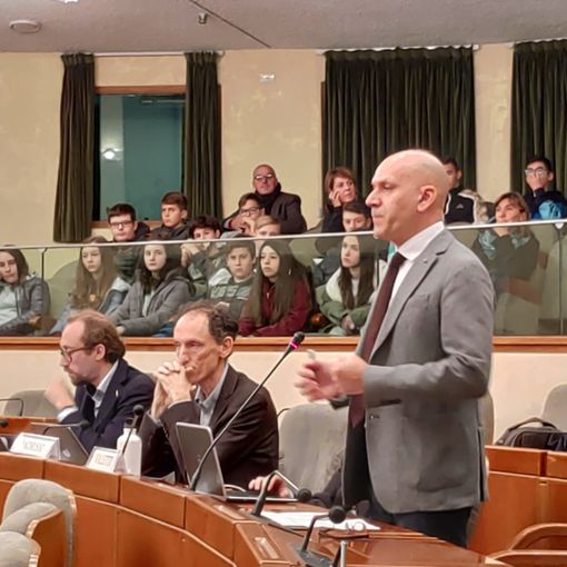 Gig economy, il gruppo M5S in Consiglio regionale all'attacco: “Crisi di nervi in maggioranza spaccata su riders e gioco d'azzardo”