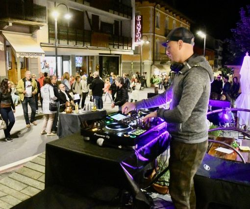 &quot;GustiAmo Bardo&quot;, grande partecipazione di pubblico per la festa dell'arrivo dell'estate