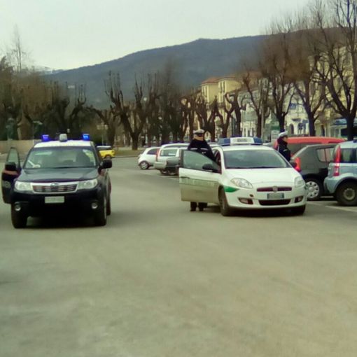 Pinerolo, caccia ai parcheggiatori abusivi