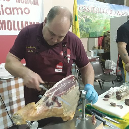 I produttori terremotati presso il Salone della Solidarietà nell'ambito della Fiera del Peperone a Carmagnola (VIDEOINTERVISTE)