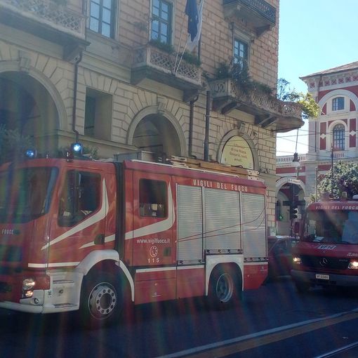 Sospetta fuga di gas tra via Saluzzo e corso Vittorio a Torino: chiuso un tratto di strada (fotogallery)