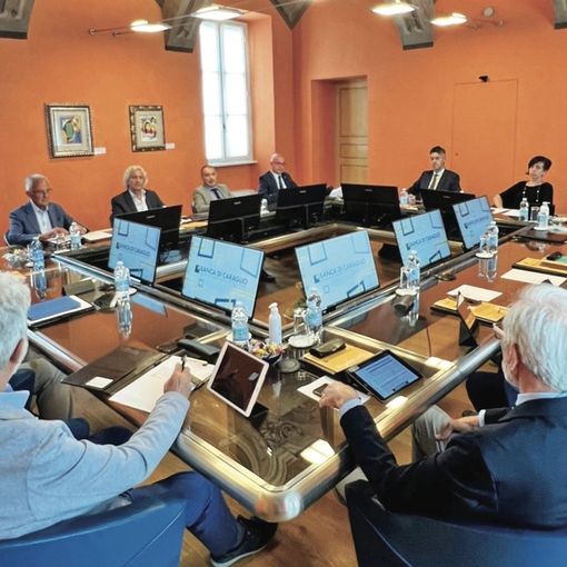 Il CdA della Banca di Caraglio in riunione