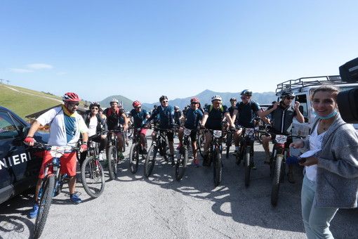 Anche il primo ministro monegasco al taglio del nastro dell’Alta via del Sale, la strada della ripartenza turistica cuneese (VIDEO)