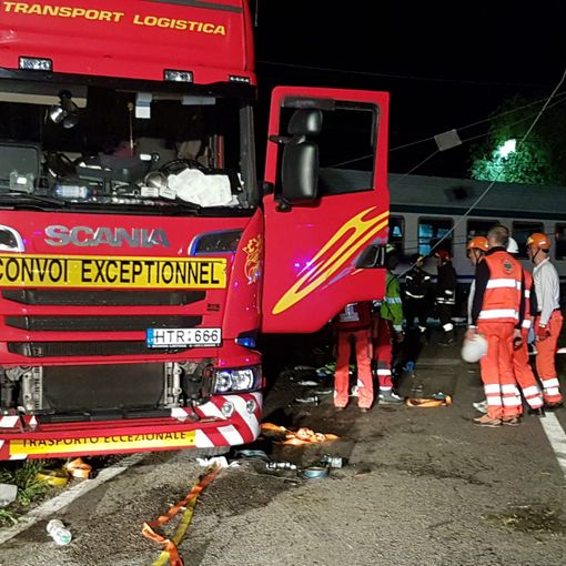 Incidente di Caluso, 11 ambulanze intervenute. Anpas: &quot;Un grazie a tutti i volontari&quot; (FOTO)