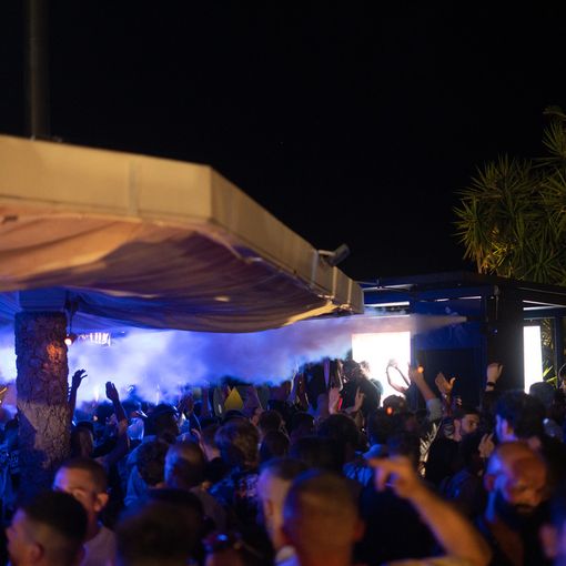 Un agosto esplosivo a Le Vele di Alassio!