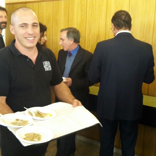 A cena in carcere: inaugurato il ristorante gourmet &quot;Liberamensa&quot;, dove chef e camerieri sono i detenuti