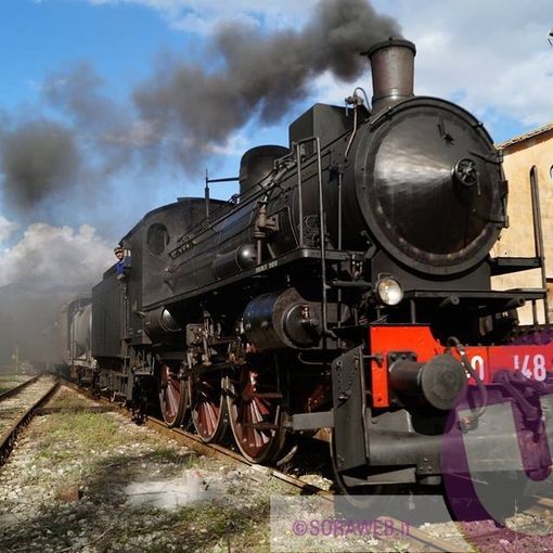 Torino-Cuneo e ritorno a bordo di carrozze d'epoca trainate dalla locomotiva a vapore